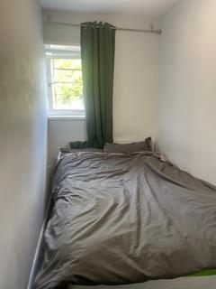 Studio to rent, Pembroke House, 6-7 Spring Gardens, SA61