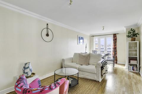 1 bedroom flat to rent, Corbidge Court SE8