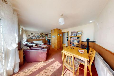 3 bedroom terraced house for sale, Waterpump Court, Thorplands, Northampton NN3 8UR