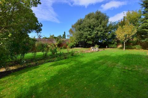 7 bedroom detached house for sale, The Street, Boughton-Under-Blean, ME13