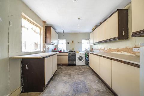 3 bedroom terraced house for sale, Ravenswood Road, Balham