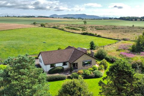 4 bedroom detached bungalow for sale, Pirliemuir, Cleish, KY13