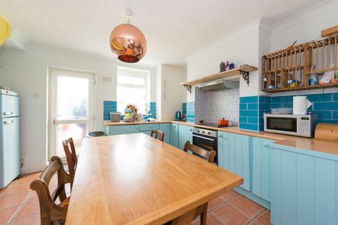 4 bedroom terraced house for sale, Thanet Road, Ramsgate, CT11