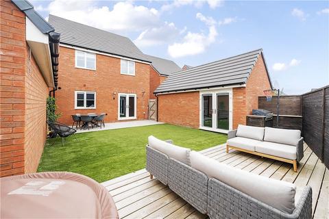 4 bedroom detached house for sale, Court Farm Close, Pamington, Tewkesbury