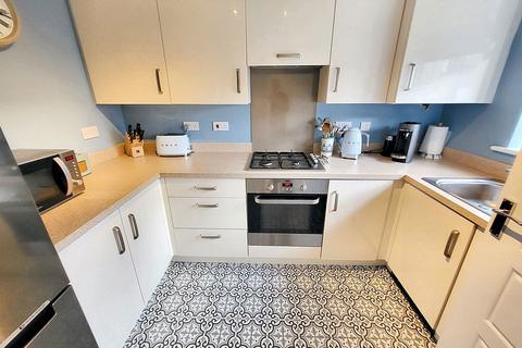 44 Bedeswell Close, Hebburn, NE31 2GB