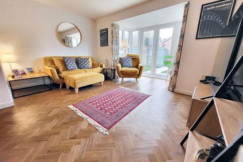 44 Bedeswell Close, Hebburn, NE31 2GB