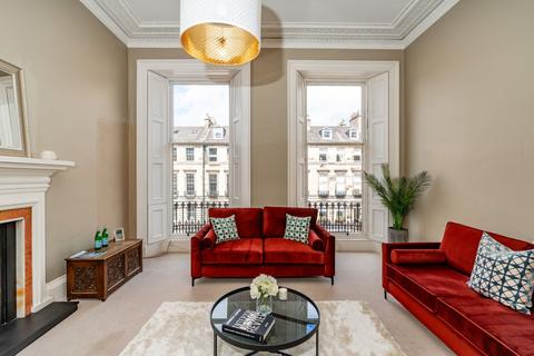 11/2 Gloucester Place, Edinburgh, EH3 6EE