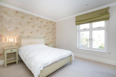 5 bedroom detached house to rent, Chalmers Way, Twickenham, TW1