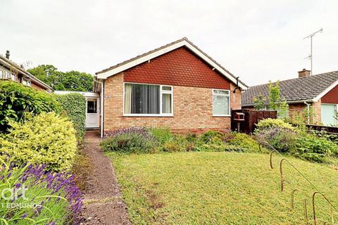 2 bedroom detached bungalow for sale, Manderville Road, Bury St Edmunds