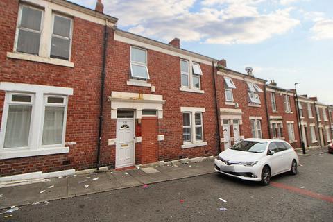 3 bedroom terraced house for sale, Colston Street, Benwell, Newcastle upon Tyne, Tyne and Wear, NE4 8UN