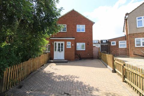 303 Front Lane, Upminster, RM14 1LH