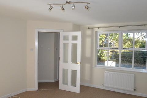 3 bedroom link detached house to rent, Coulstock Road, Burgess Hill RH15