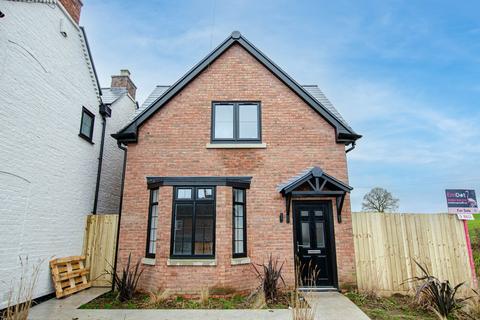 3 bedroom detached house for sale, Bliss Gate, Kidderminster DY14