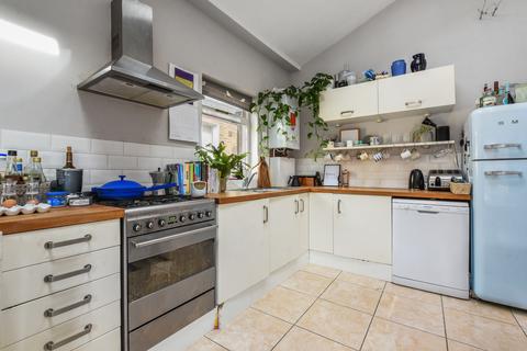 2 bedroom maisonette for sale, St. Elmo Road, London W12