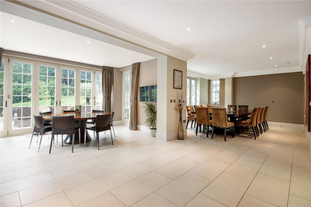 Dining/Breakfast Rm