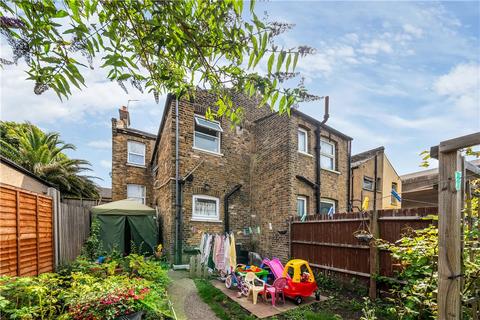 3 bedroom end of terrace house for sale, Abbey Road, London