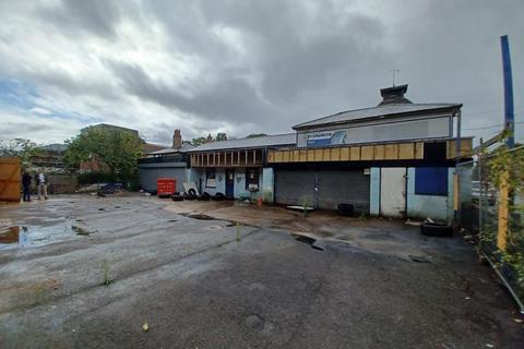 Warehouse to rent, 36b Kingston Road, Staines upon Thames, TW18 4LN