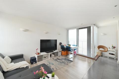 2 bedroom flat for sale, Neutron Tower, London E14