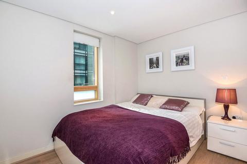 2 bedroom flat to rent, Merchant Square East, London, W2.