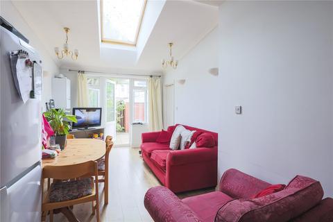 3 bedroom maisonette to rent, Montana Road, Tooting, London, SW17