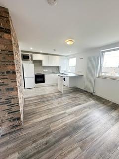 2 bedroom flat to rent, Bothwell Street, Hamilton, ML3