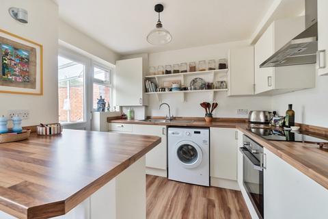 3 bedroom end of terrace house for sale, St Dunstans Close, Glastonbury, BA6