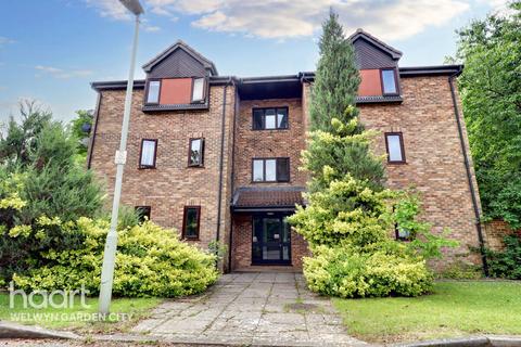 2 bedroom apartment for sale, Leysdown, Welwyn Garden City