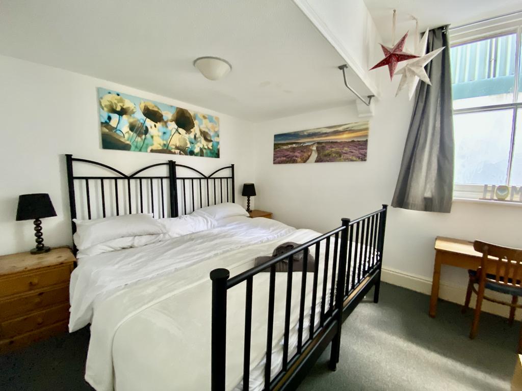Bed 1 school house