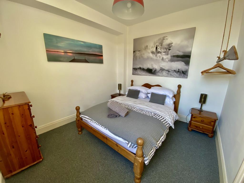 Old school house bed 2