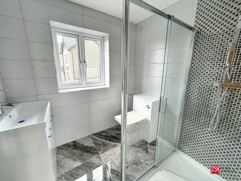 En suite shower room