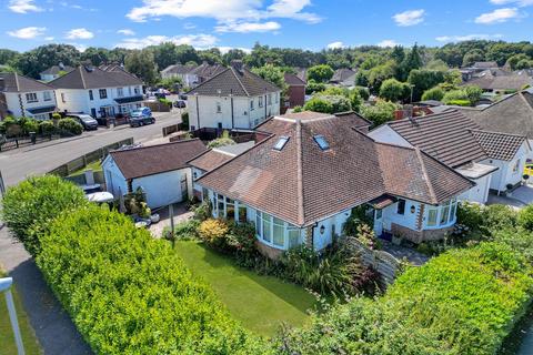 4 bedroom chalet for sale, Southwood Avenue, Walkford, Dorset. BH23 5RN