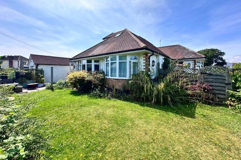 4 bedroom chalet for sale, Southwood Avenue, Walkford, Dorset. BH23 5RN