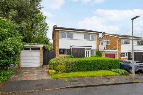 4 bedroom link detached house for sale, Pickhurst Park, Bromley BR2