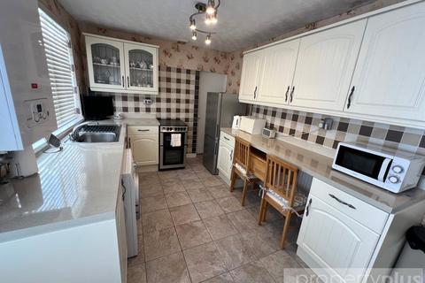 3 bedroom terraced house for sale, Lloyd Street, Pentre, Rhondda Cynon Taff, CF41
