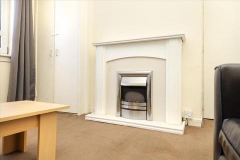 2 bedroom flat for sale, 33 1F1 Lochend Gardens, Edinburgh, EH7