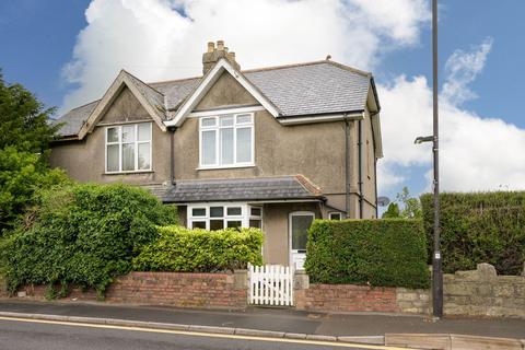 3 bedroom house to rent, North Road, Combe Down