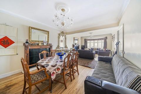 1 Ridge Close, London, NW4 1ER
