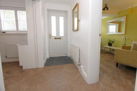 3 bedroom detached house for sale, Marine Crescent, Wordsley , Stourbridge, DY8