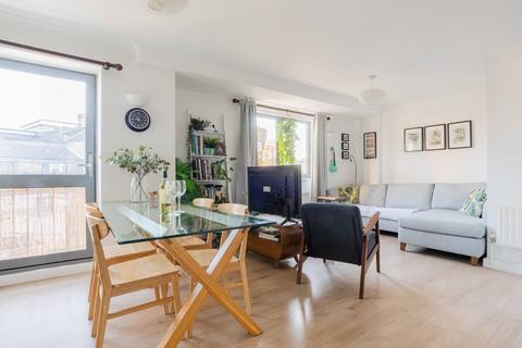 1 bedroom apartment for sale, at Havelock Court, 112 Naylor Road, London SE15