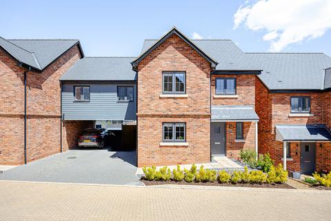 4 bedroom link detached house for sale, Carlton Way, Bishop's Stortford, Hertfordshire, CM23