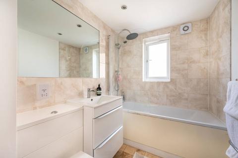 13 Carolina Close, London, E15 1JR