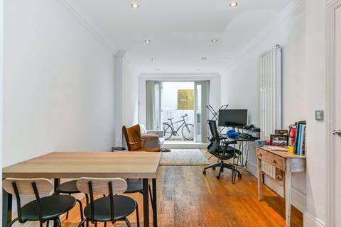 1 bedroom flat for sale, Stoke Newington Road, Stoke Newington, London, N16