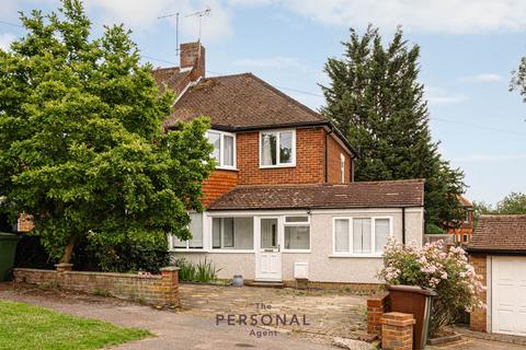 4 bedroom semi-detached house to rent, The Greenway, Epsom