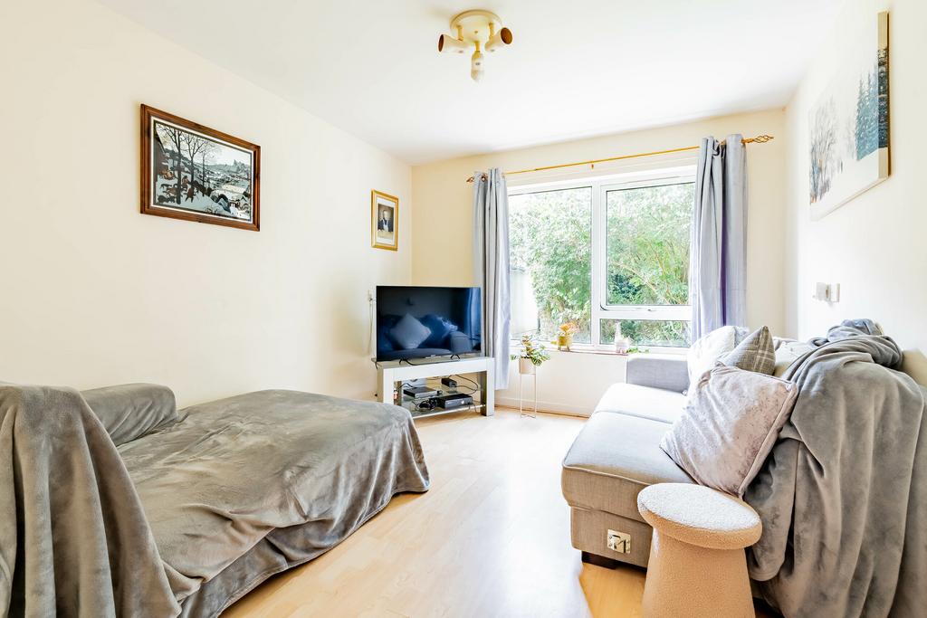 Bristol BS10 1 bed flat for sale - £145,000