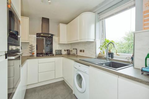 2 bedroom flat for sale, 15 Uphill Road North, Weston-super-Mare BS23