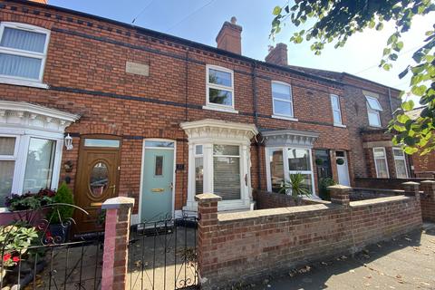 2 bedroom terraced house to rent, Appletongate, Newark, Notts, NG24