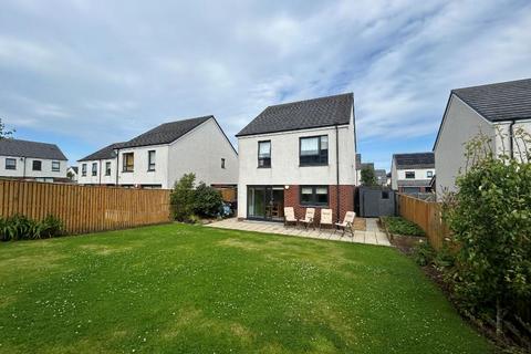 3 bedroom detached house to rent, Lady Isle Avenue, Ayr KA7