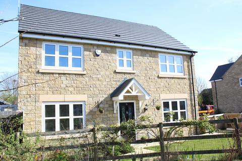 4 bedroom detached house for sale, Aumonier Way, Alfreton. DE55 7QQ