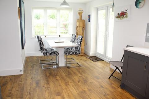 4 bedroom detached house for sale, Aumonier Way, Alfreton. DE55 7QQ