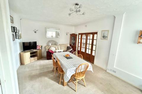 3 bedroom end of terrace house for sale, Nantydd Terrace